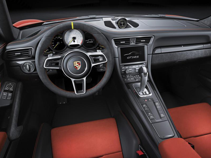 Porsche представил 911 GT3 RS
